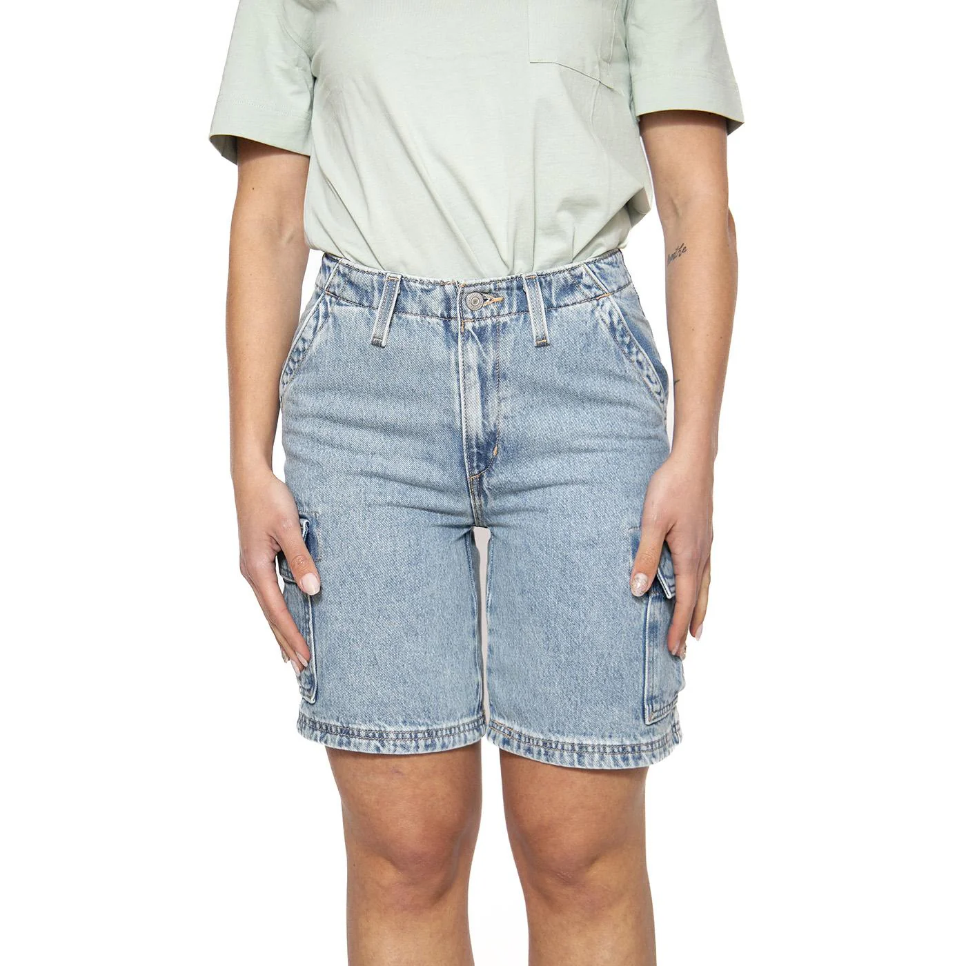 Baggy Cargo Short Too Clean Blue - Bermuda Cargo Donna Blu  Donna LEVIS - Image 2