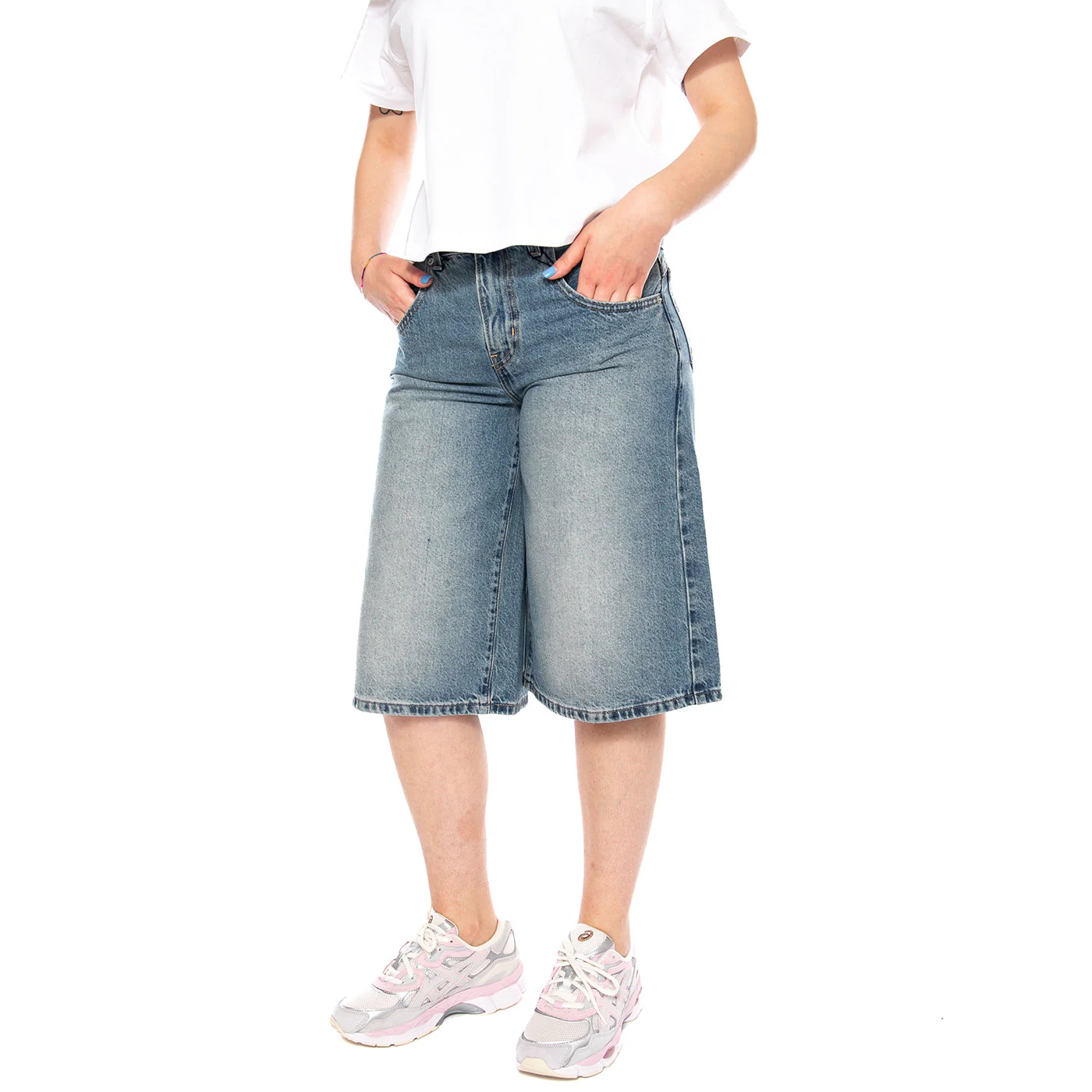 SUPER BAGGY JORTS DENIM JEANS - Bermuda Denim Jeans Donna Blu Donna LEVIS